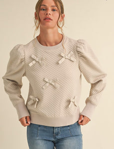 So Bow-tiful Pullover